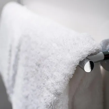 One Koeln-mediapark מלון קלן