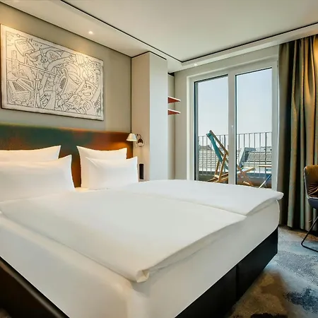 Hotel One Koeln-mediapark