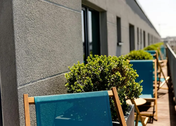 One Koeln-mediapark 3*