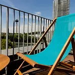 Hotell One Koeln-mediapark