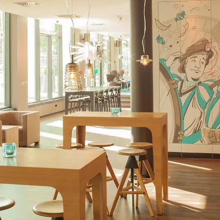 Hotel One Koeln-mediapark 3*