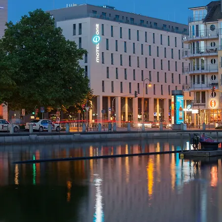 One Koeln-mediapark 3* Kolín nad Rýnem