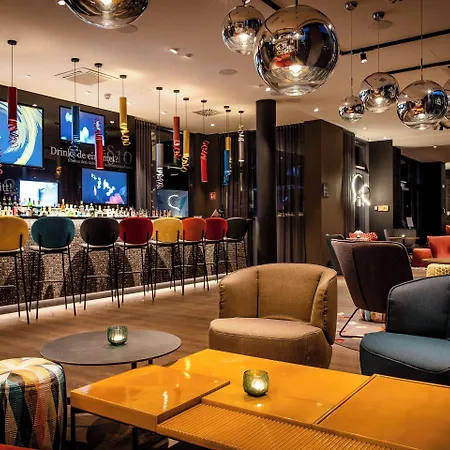 One Koeln-mediapark Kolín nad Rýnem