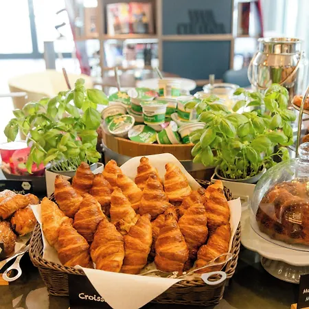 One Koeln-mediapark Kolín nad Rýnem