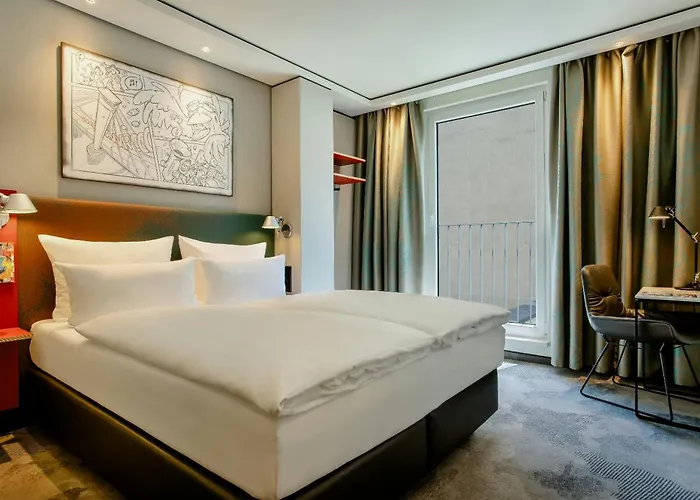 Hotel One Koeln-mediapark 3*